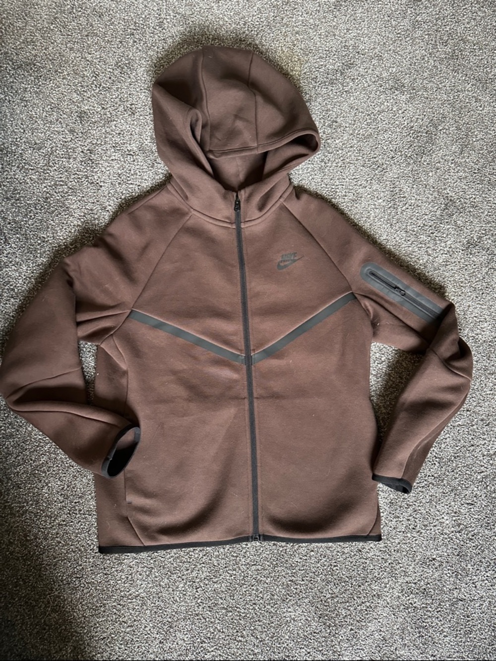 LIKE NEW Nike Tech Brown Hooded Full-Zip Jacket size YXL